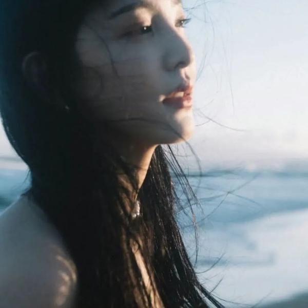 三勇士在遥远的海岸